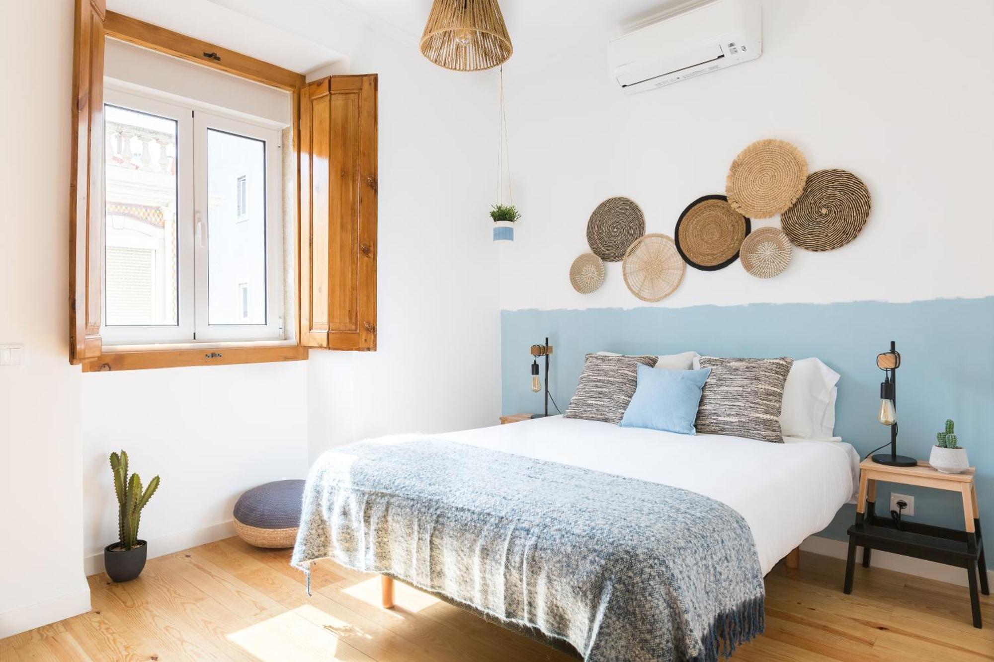 Feel Home In This Stunning Renovated Nest In Graca Лиссабон Экстерьер фото